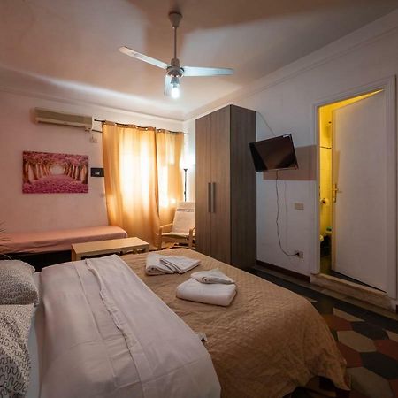 Bed and Breakfast Principe Amedeo Рим Экстерьер фото