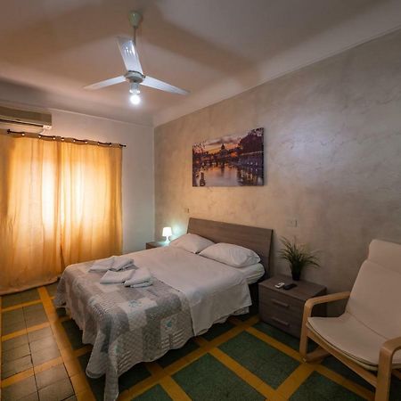 Bed and Breakfast Principe Amedeo Рим Экстерьер фото