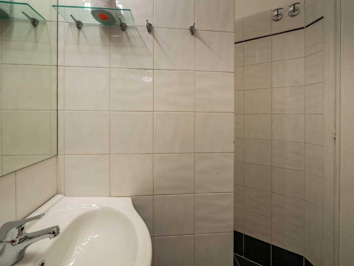 Bed and Breakfast Principe Amedeo Рим Экстерьер фото