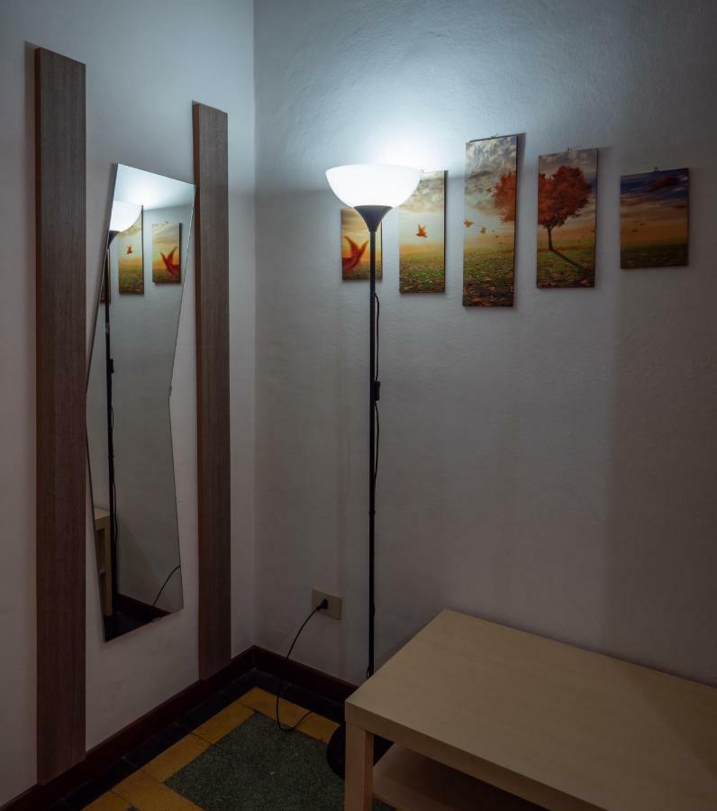 Bed and Breakfast Principe Amedeo Рим Экстерьер фото